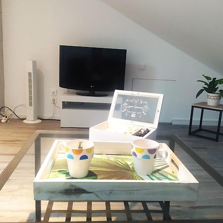 Suite Mansardee Independante, 25Min Lyon-Villefranche Chazay-d'Azergues 外观 照片